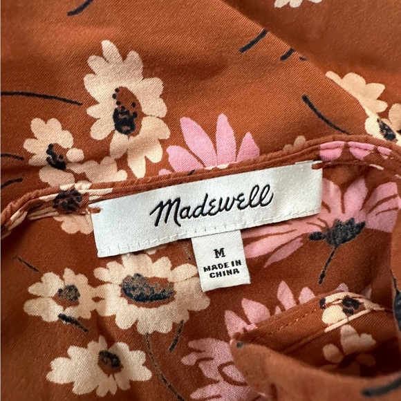 Madewell Novel Tie Front in Hillside Daisies Size Medium - Picture 11 of 17